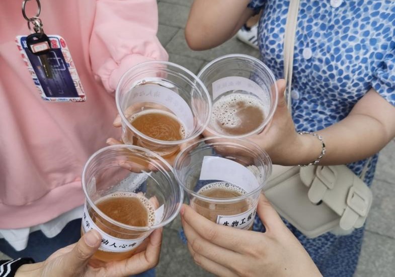 “与国同庆”天津精东影业酒文化节浓郁收官(图3)